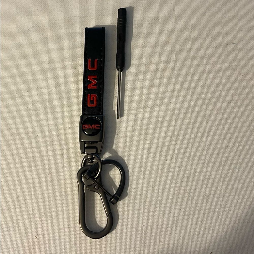 GMC key fob Keychain in black leather NWT